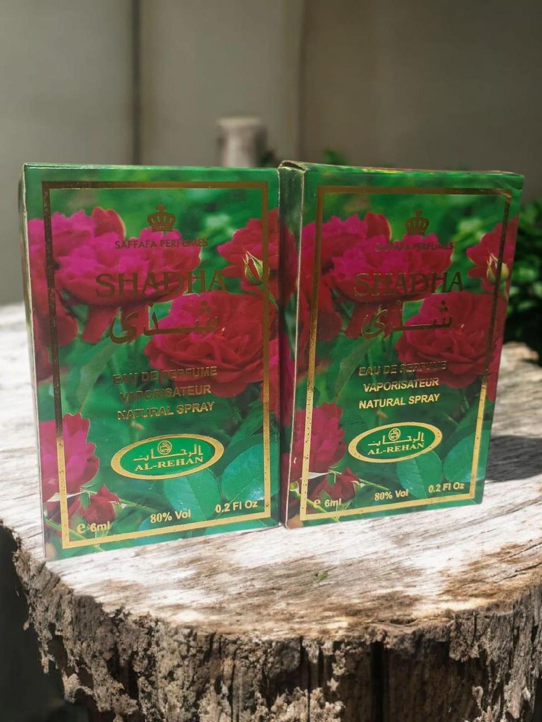 Alcohol-Free Unisex Attar with Rose Design & Tasbih